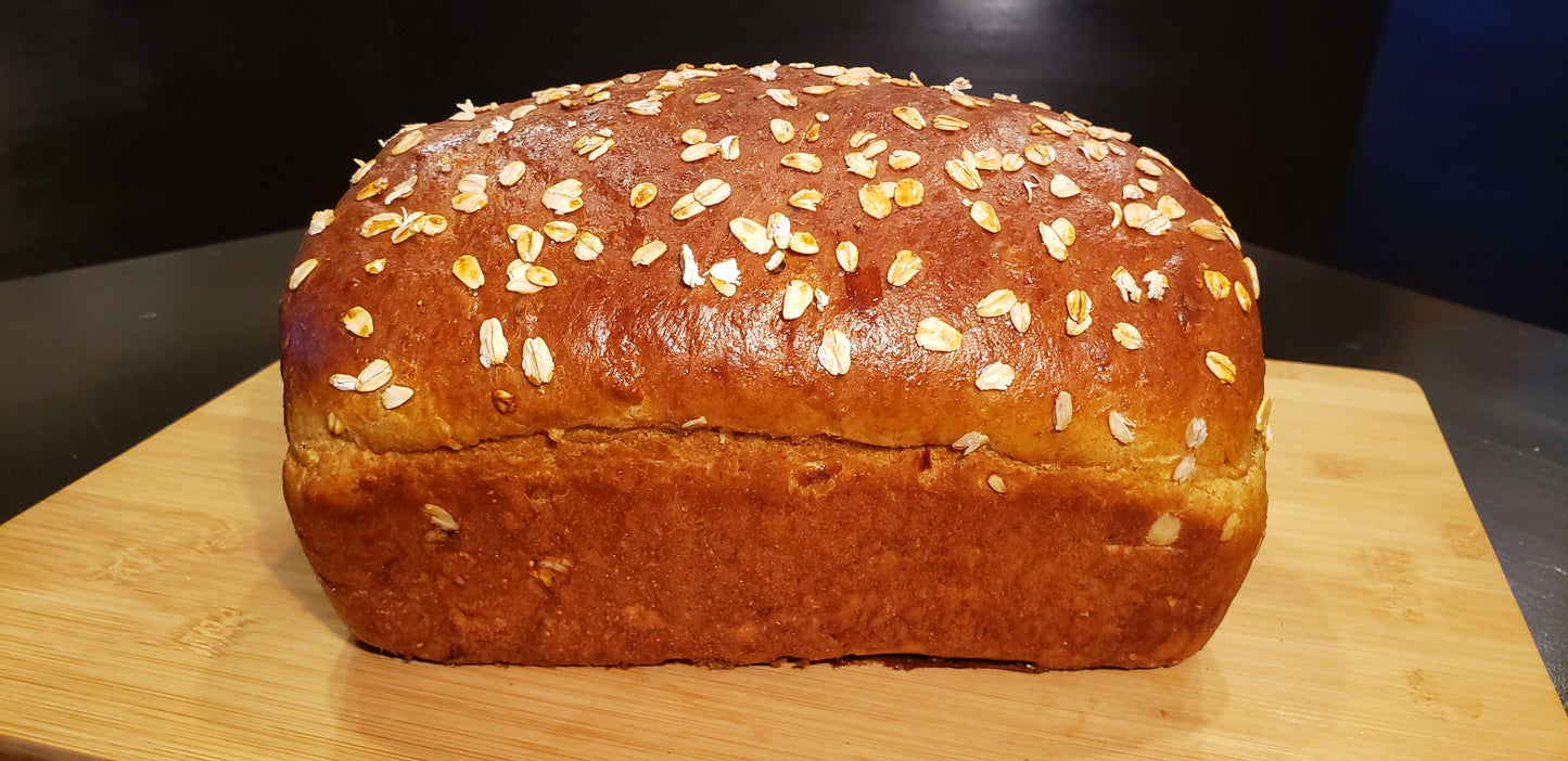 Molasses Oat Bread Loaf